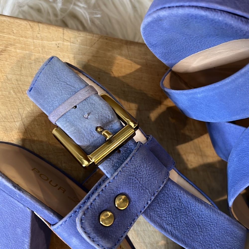 Pour La Victoire Platform Strappy Suede Leather Sandals - Picture 7 of 10